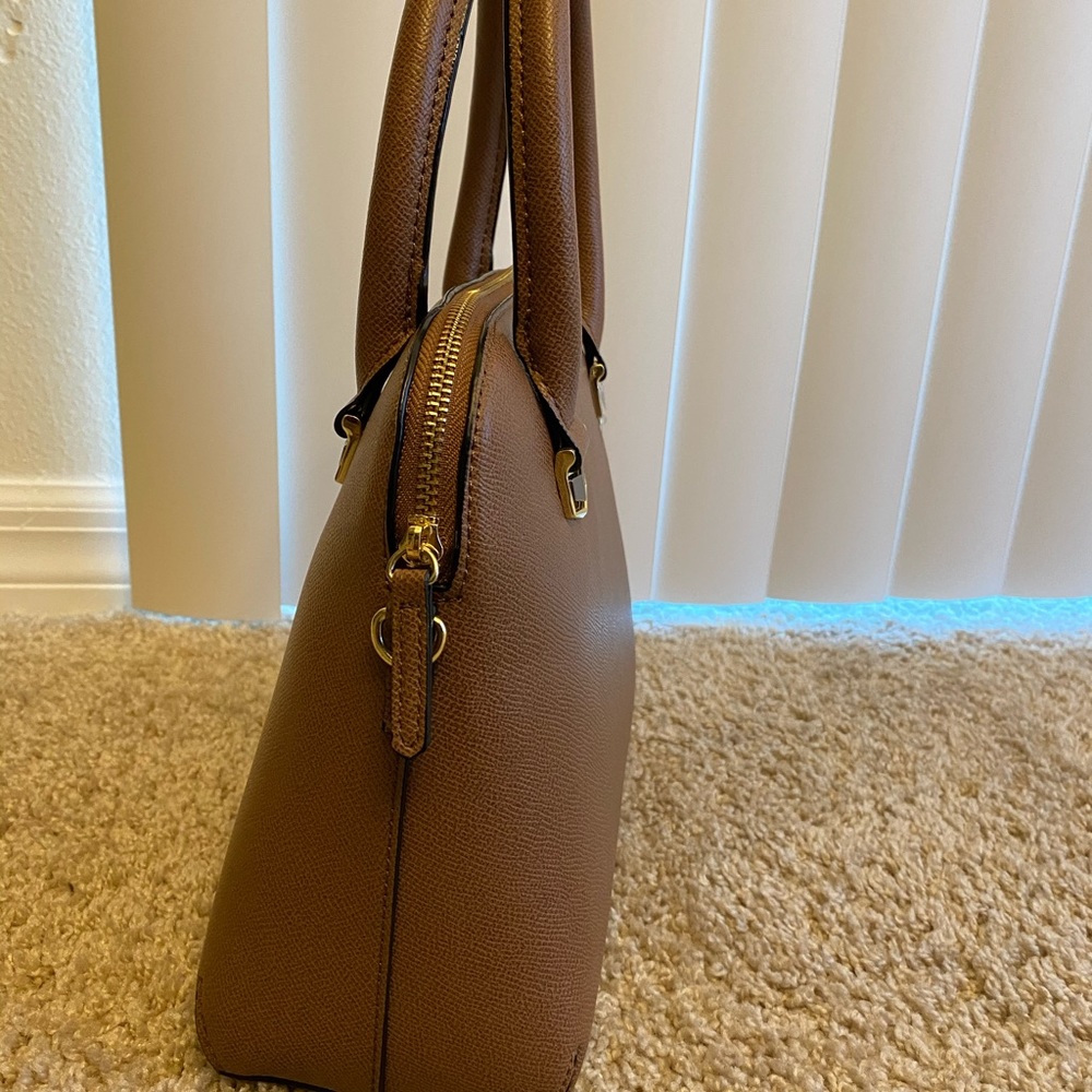 Purse - Picture 2 of 3